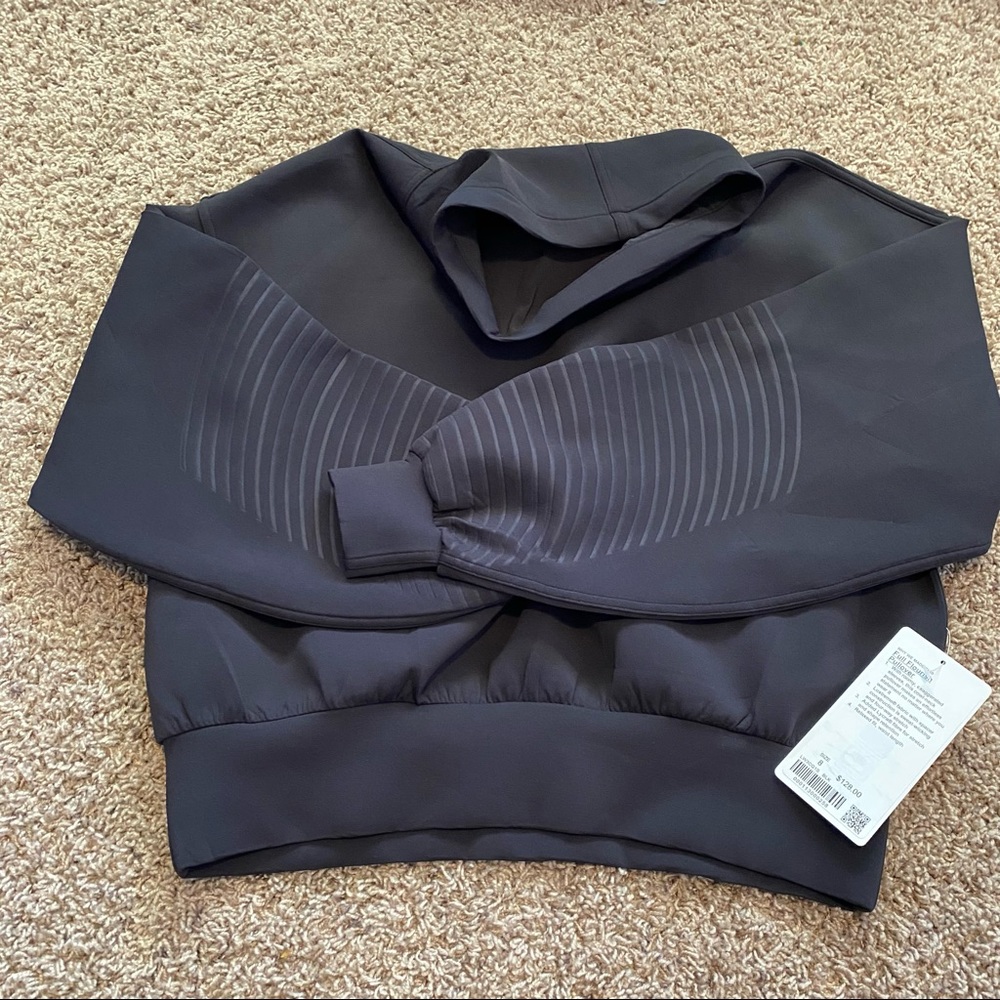 NWT Lululemon Full Flourish Pullover Black sz 8